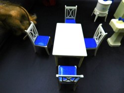reliable dollhouse furniture table chairs